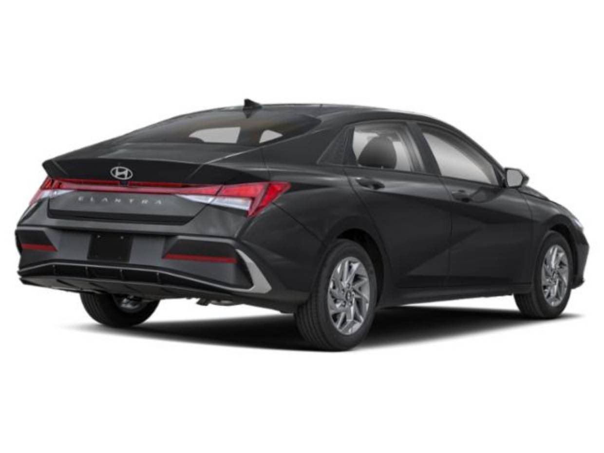 2024 Hyundai Elantra SEL - Photo 31