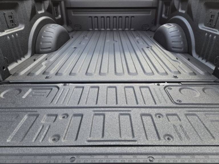 2026 Ford F-250 Super Duty Platinum - Photo 24
