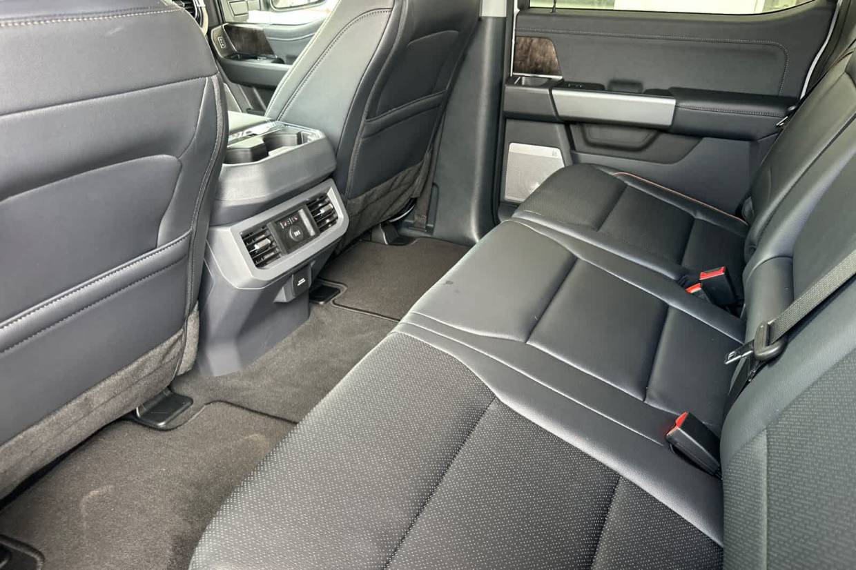 2026 Ford F-250 Super Duty Lariat - Photo 10