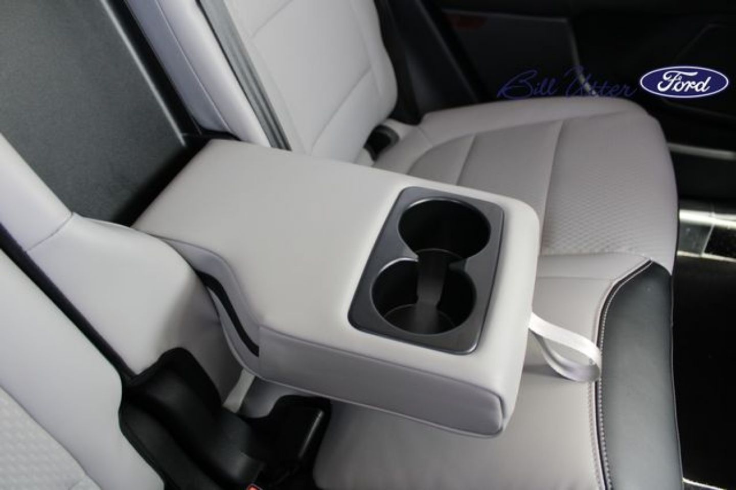 2025 Ford Escape Plug-in hybrid PHEV - Photo 11