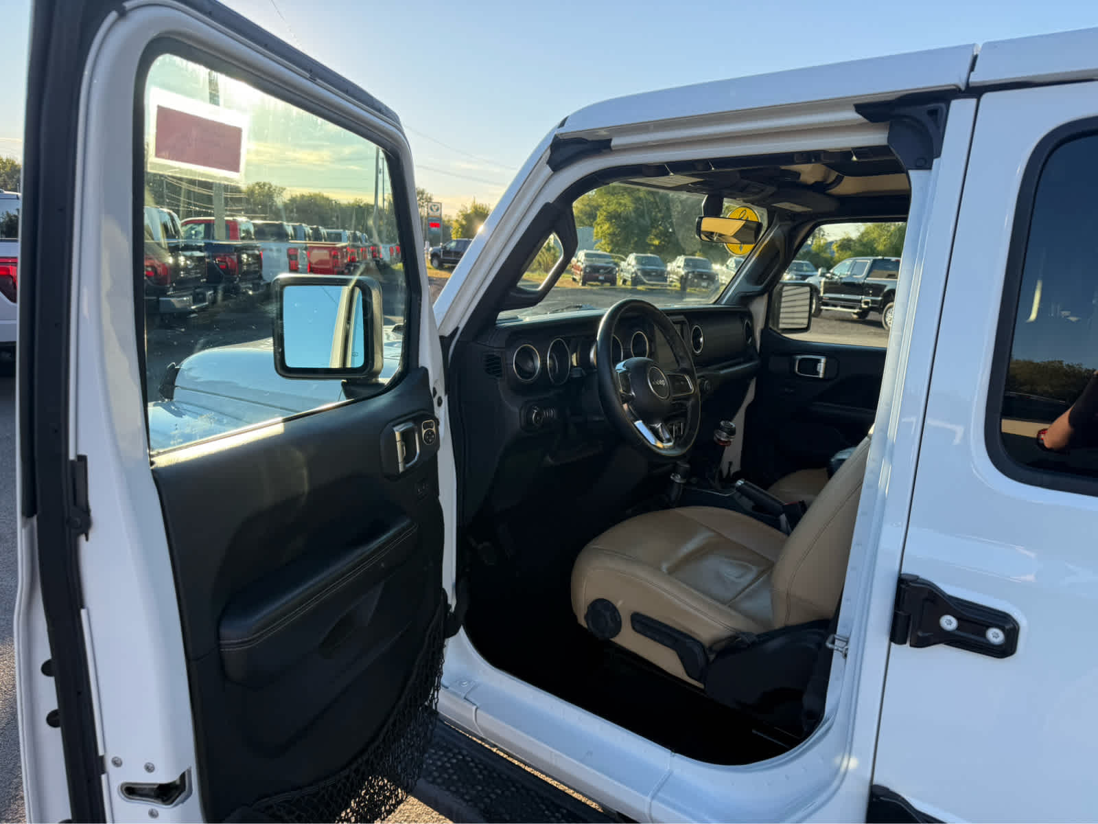 2018 Jeep All-New Wrangler Unlimited Sahara - Photo 7