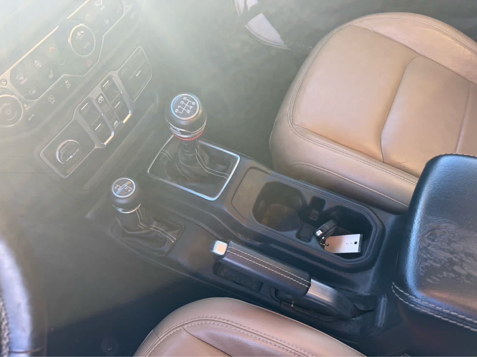 2018 Jeep All-New Wrangler Unlimited Sahara - Photo 14