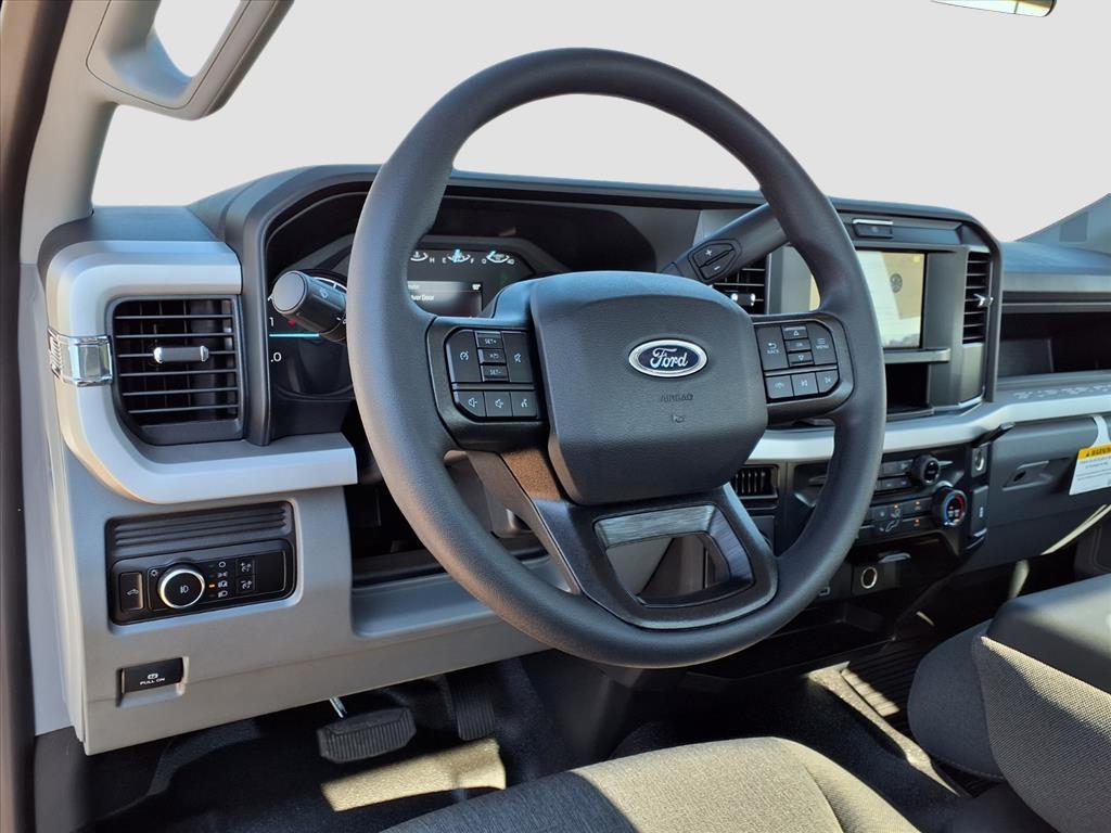 2026 Ford F-250 Super Duty XL - Photo 9