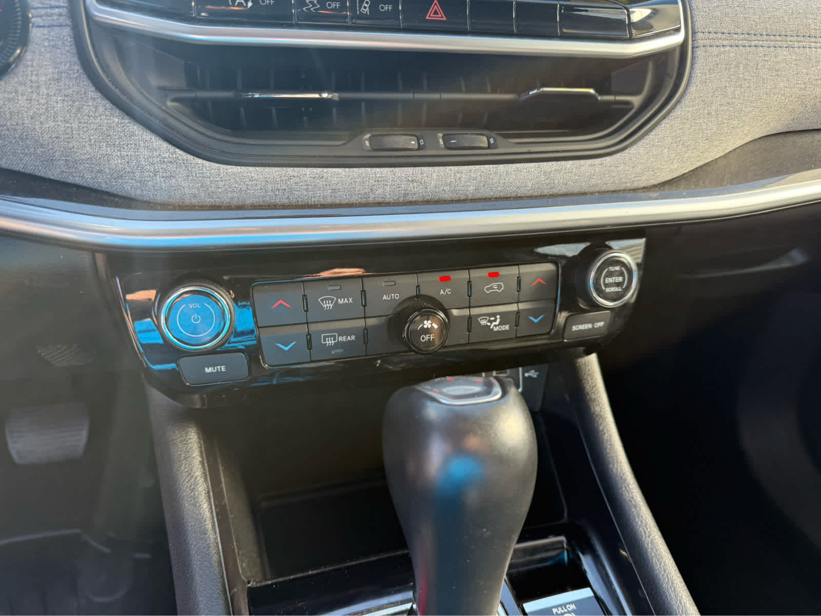 2022 Jeep Compass Latitude - Photo 14
