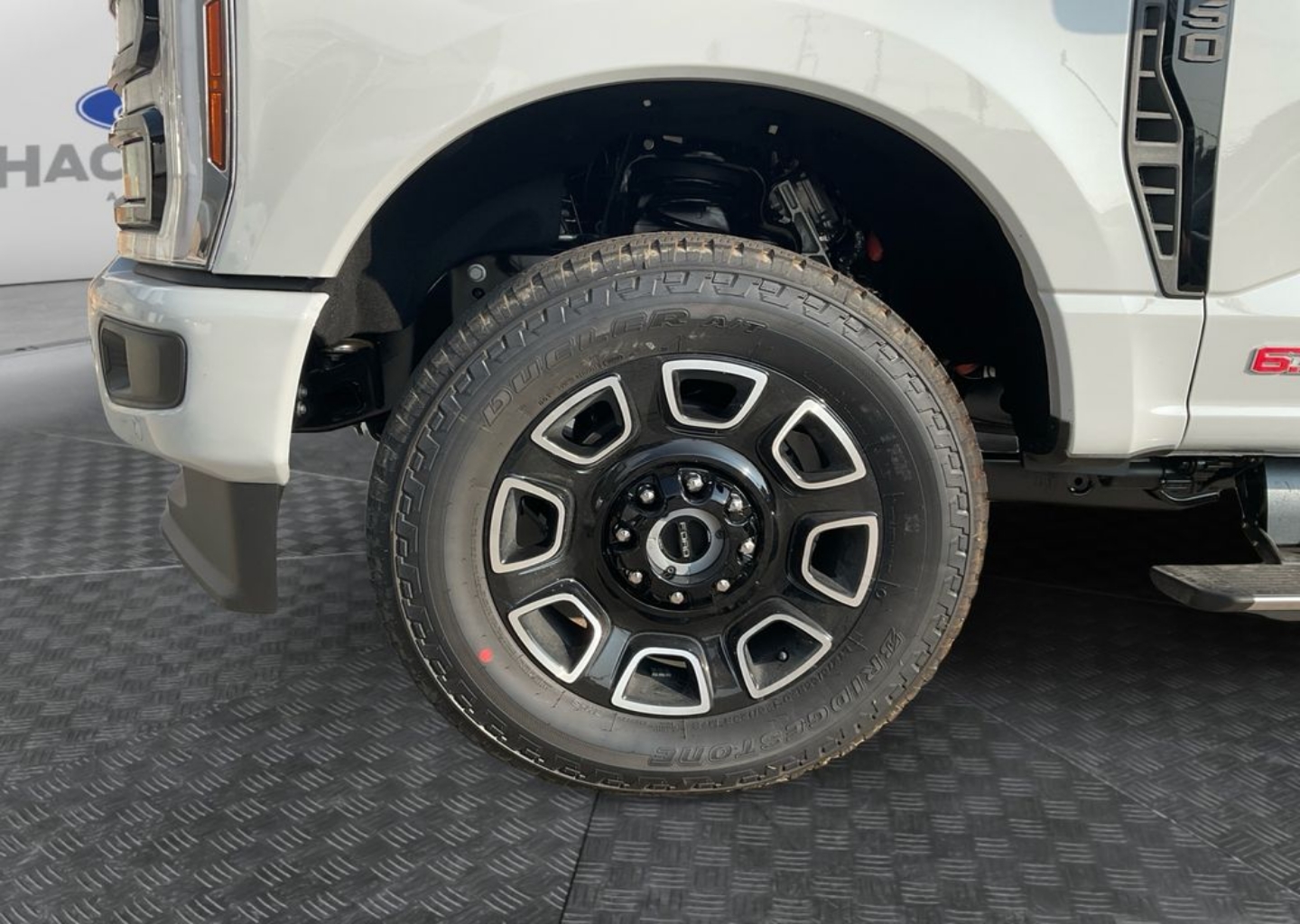 2026 Ford F-250 Super Duty Platinum - Photo 14