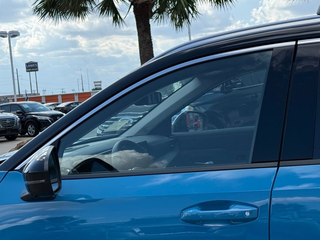 2026 Nissan KICKS SR AWD - Photo 10