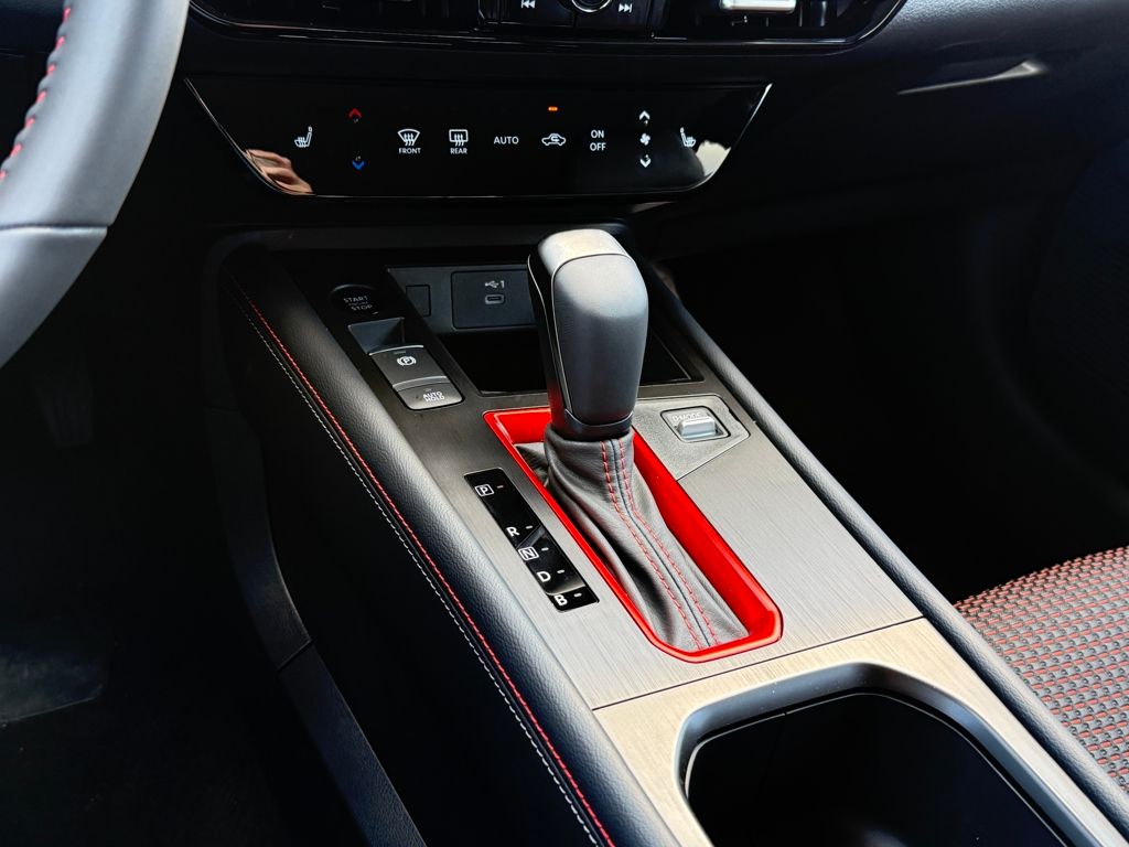 2026 Nissan KICKS SR AWD - Photo 15