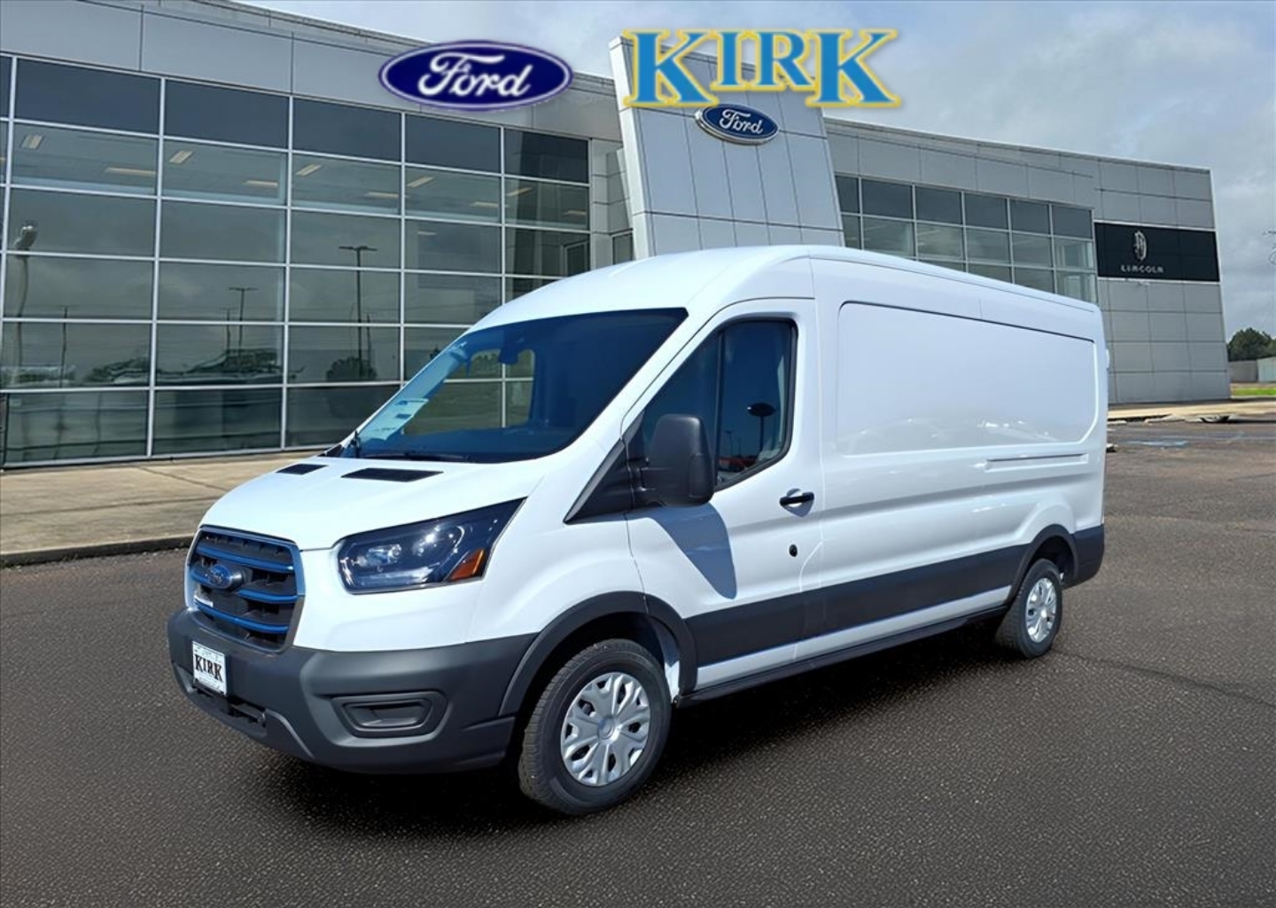 2025 Ford E-Transit BEV 350 Med Roof 148 WB's photo