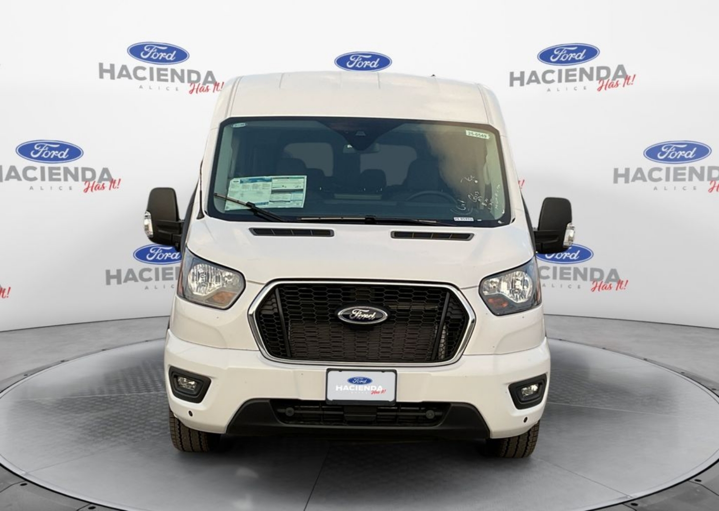 2025 Ford Transit Passenger Van XLT - Photo 8