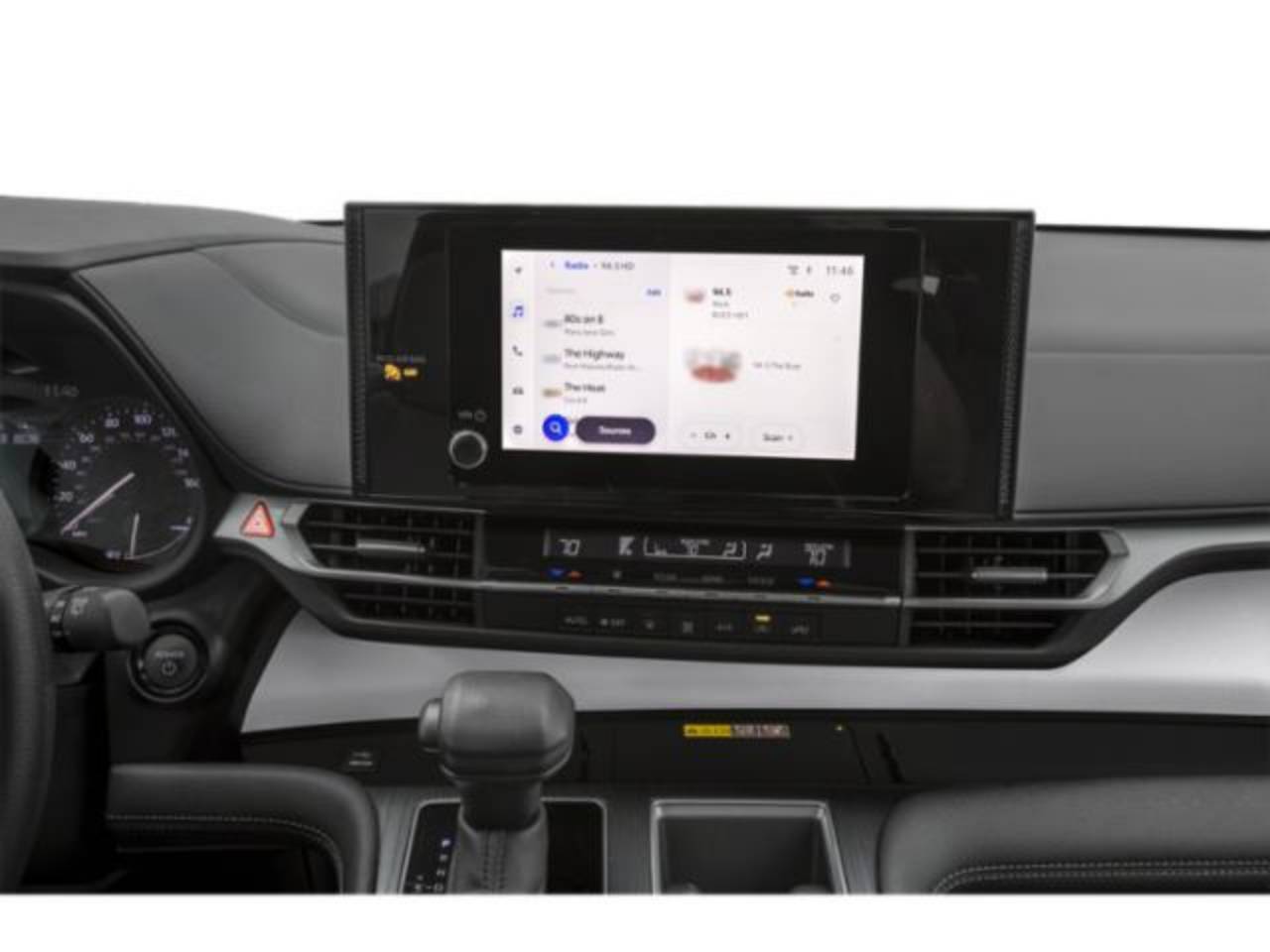 2025 Toyota Sienna LE - Photo 29