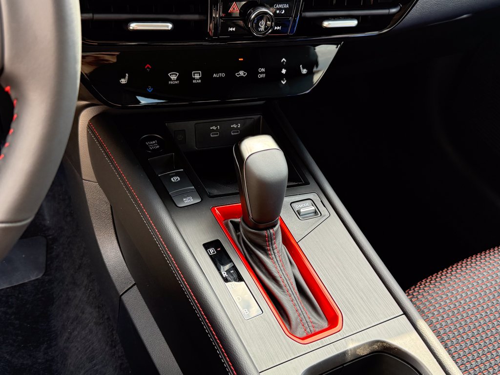 2026 Nissan KICKS SR AWD - Photo 12