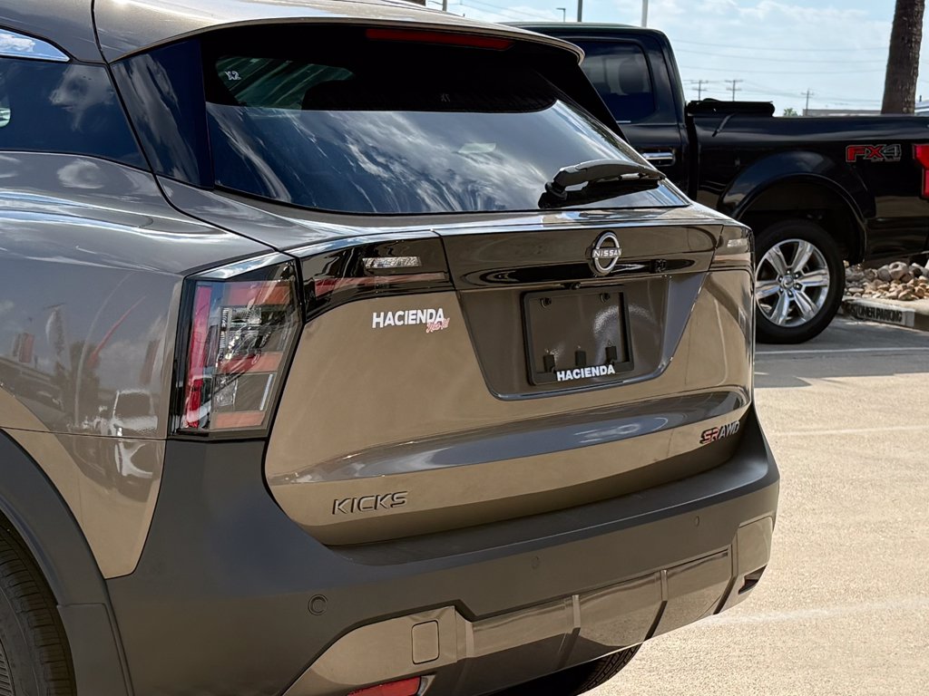 2026 Nissan KICKS SR AWD - Photo 21