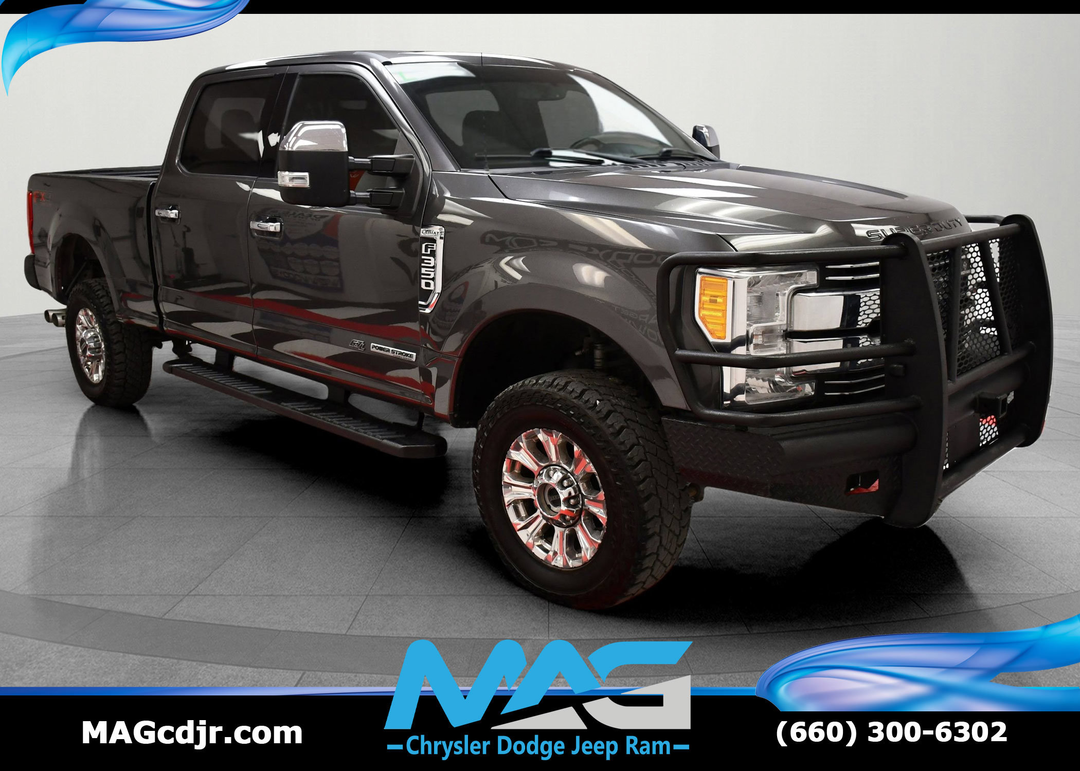 Used 2017 Ford Super Duty F-350 SRW LARIAT Crew Cab 4X4 6.7L V8 Diesel Gooseneck Hitch Grille Guard Tow Package Running Boards