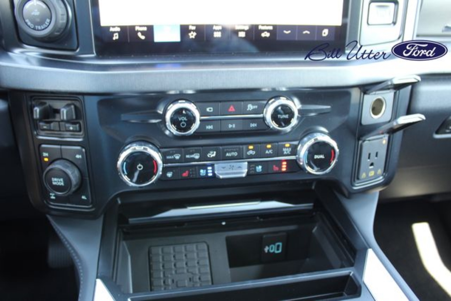 2026 Ford F-250 Super Duty Platinum - Photo 15