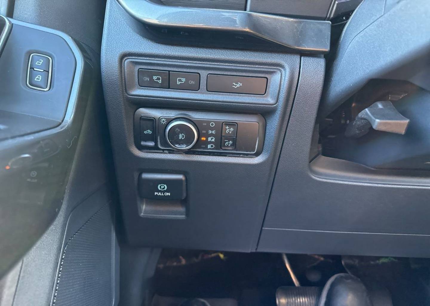 2023 Ford F-150 XLT - Photo 11
