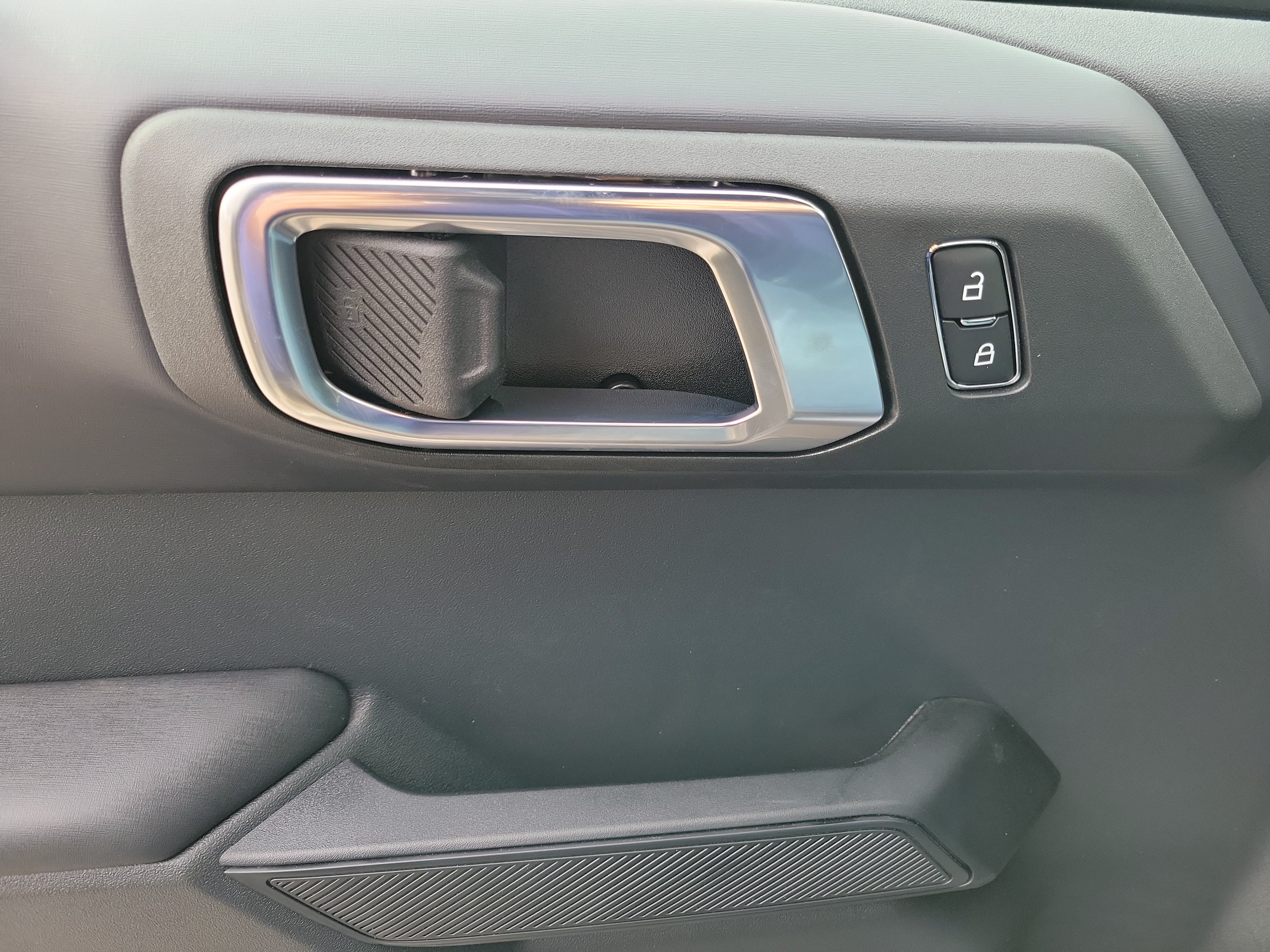 2025 Ford Bronco 4-Door Outer Banks - Photo 17