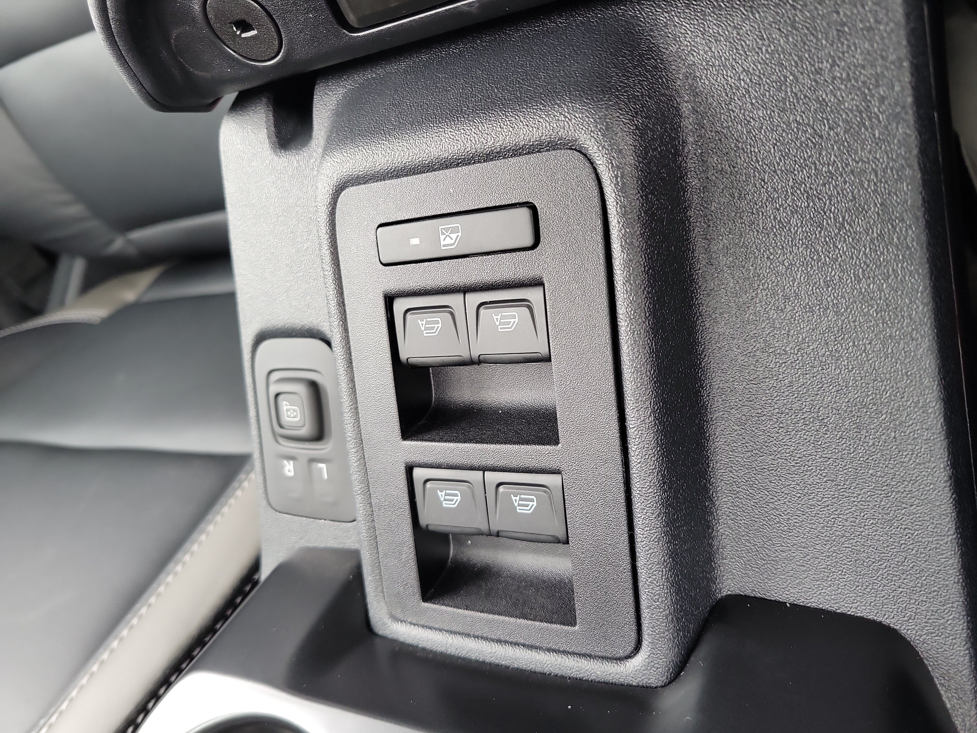 2025 Ford Bronco 4-Door Outer Banks - Photo 27