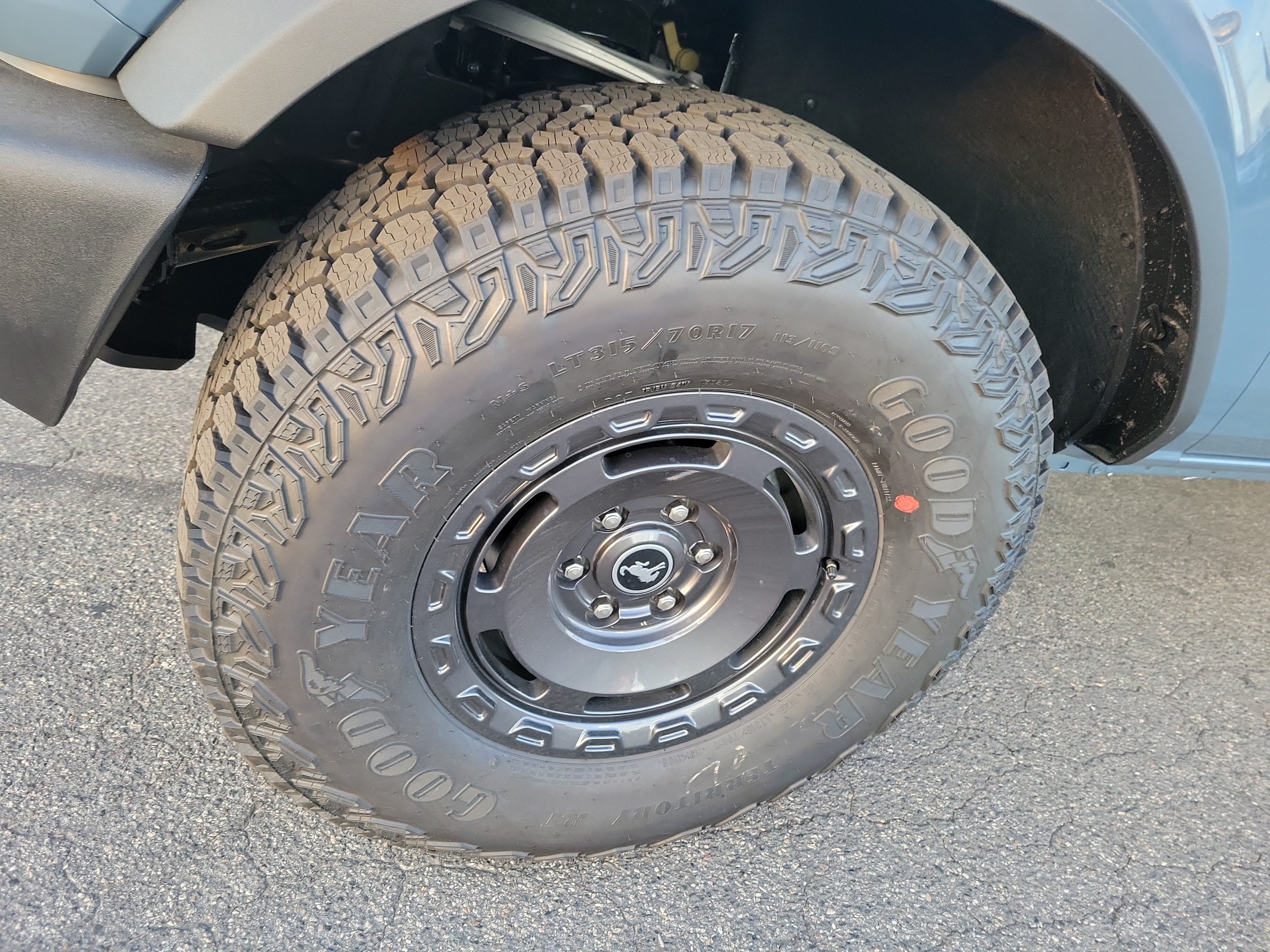 2025 Ford Bronco 4-Door Base - Photo 8