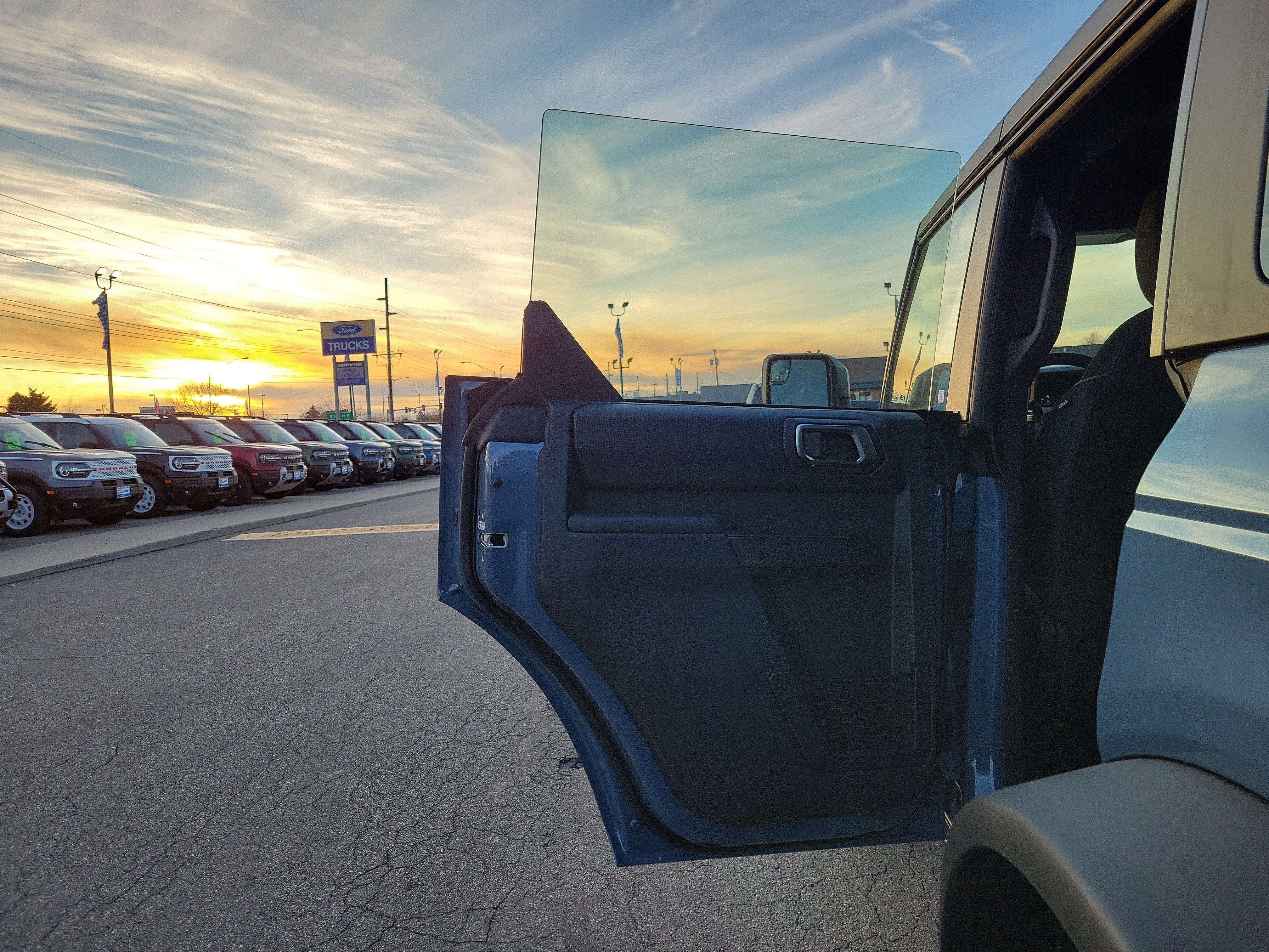 2025 Ford Bronco 4-Door Base - Photo 11