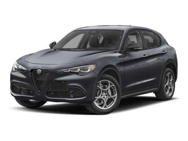 2025 Alfa Romeo Stelvio Base