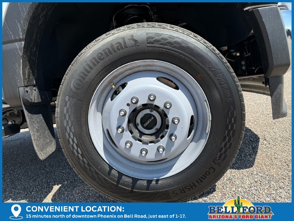 2025 Ford F-550 Super Duty Chassis Cab XL - Photo 10