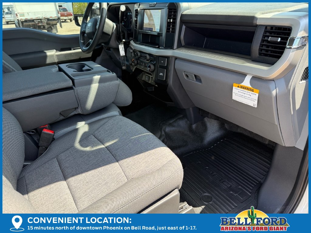 2025 Ford F-550 Super Duty Chassis Cab XL - Photo 12