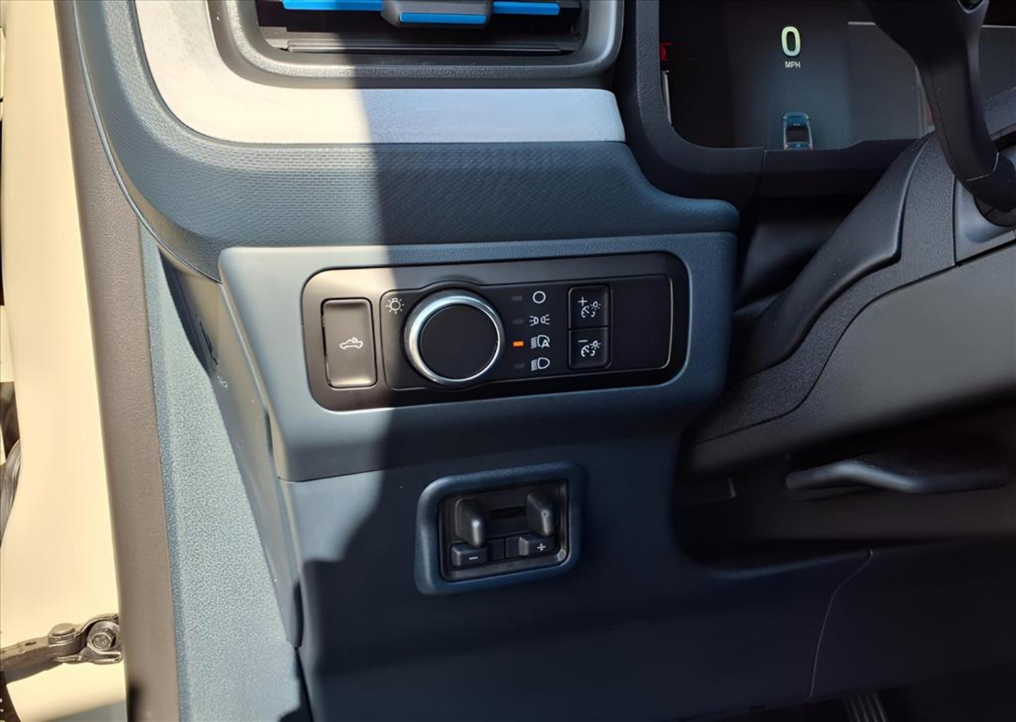 2025 Ford Maverick XLT - Photo 11