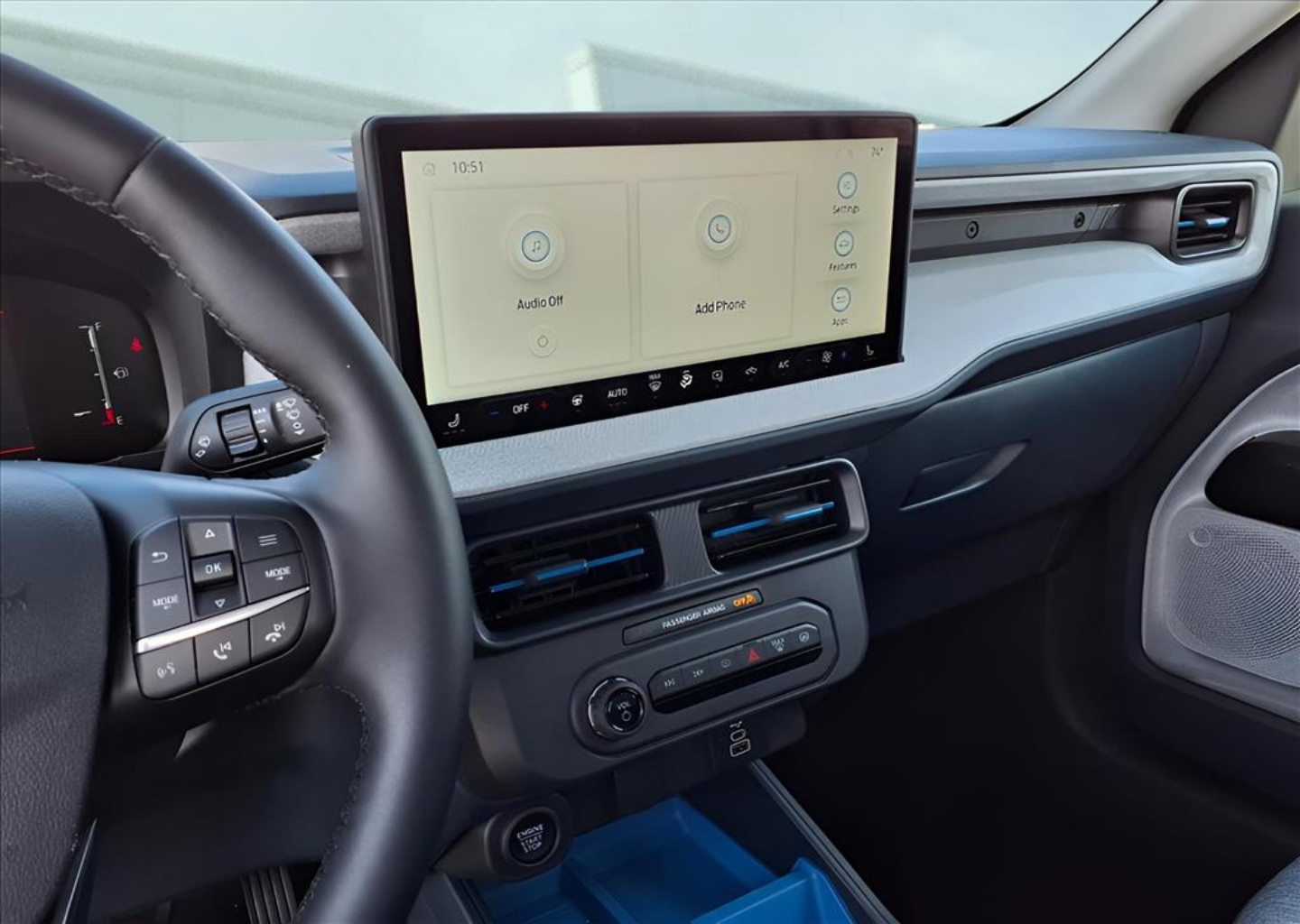 2025 Ford Maverick XLT - Photo 13