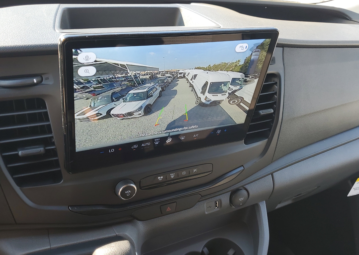 2026 Ford Transit Passenger Van XL - Photo 21