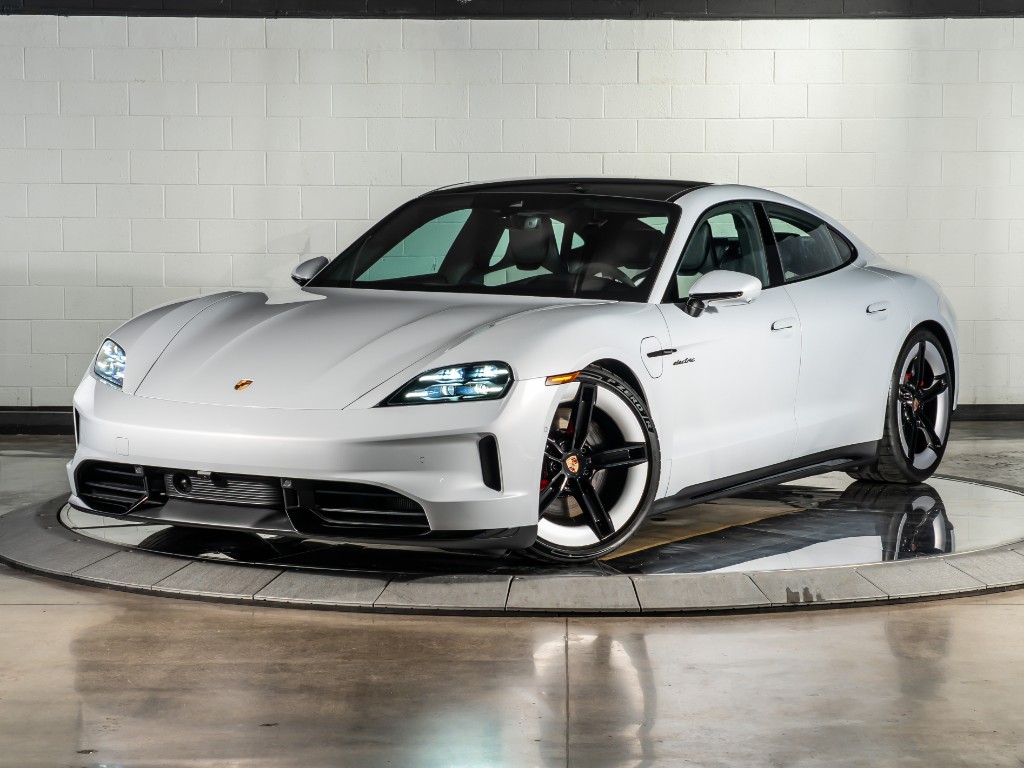 2026 Porsche Taycan GTS