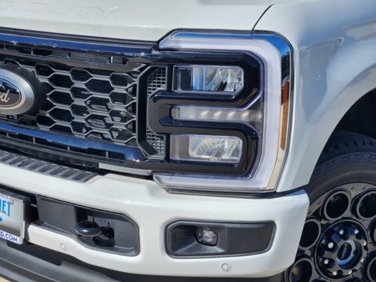 2026 Ford F-250 Super Duty Lariat - Photo 6