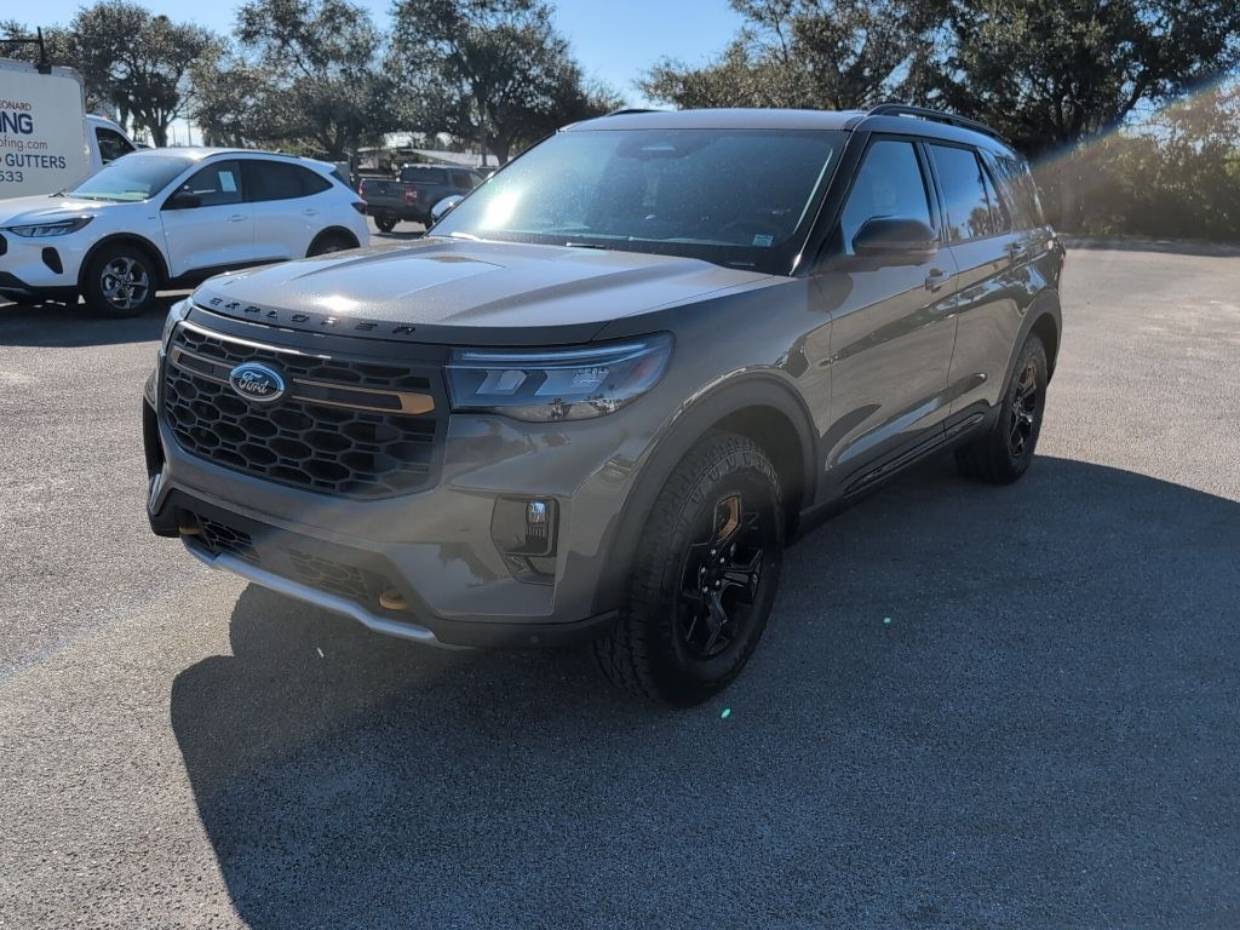 2026 Ford Explorer Tremor - Photo 6