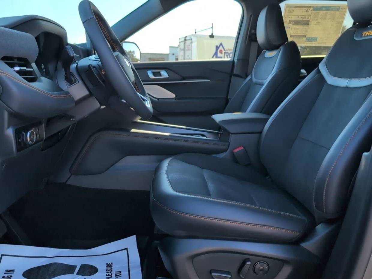 2026 Ford Explorer Tremor - Photo 8