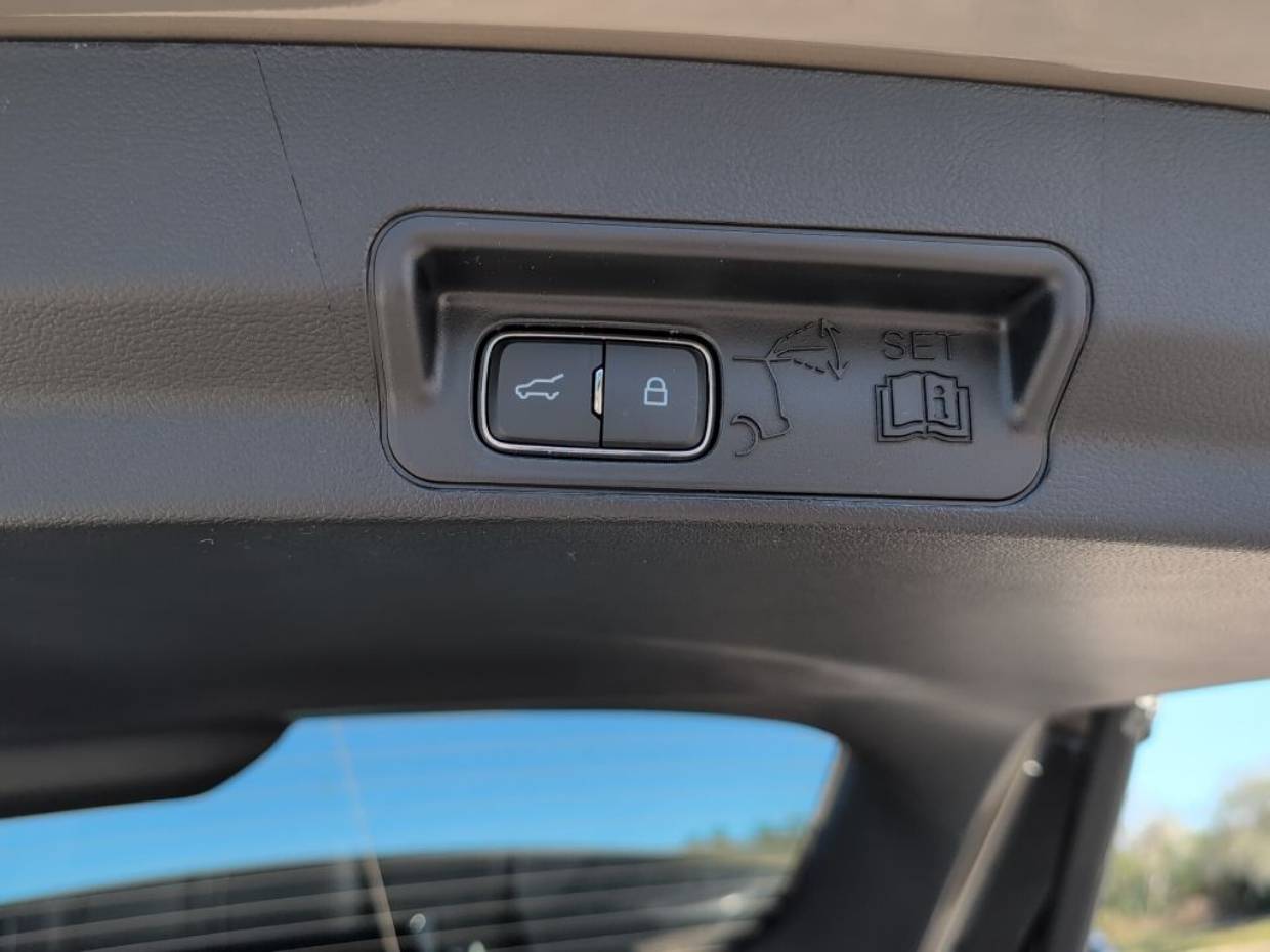 2026 Ford Explorer Tremor - Photo 13