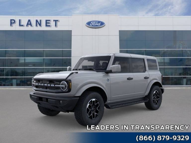 2026 Ford Bronco Outer Banks 4 Door 4X4 (ICTP)