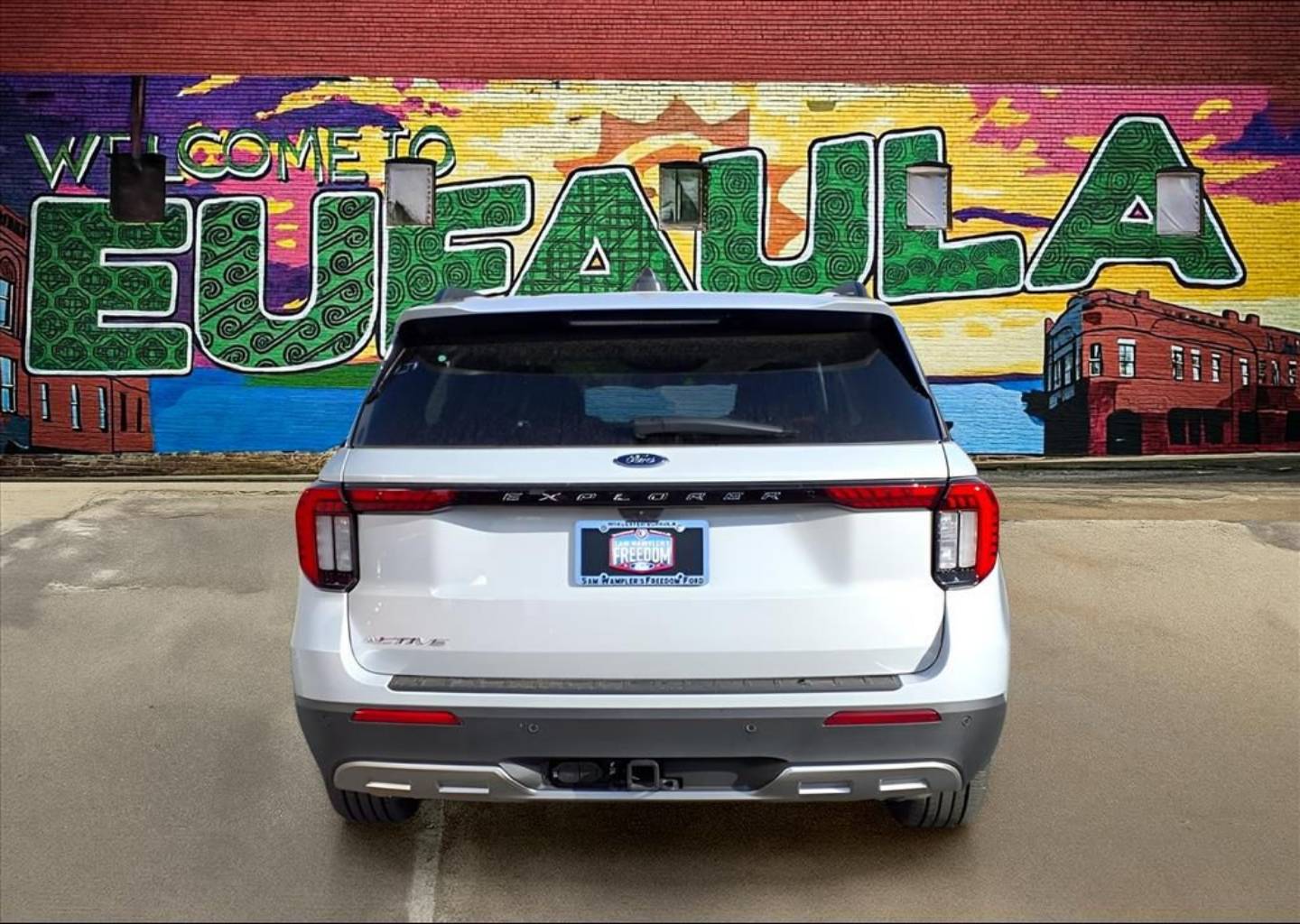 2026 Ford Explorer Active - Photo 6