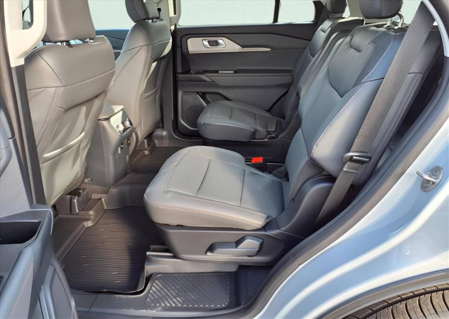 2026 Ford Explorer Active - Photo 26