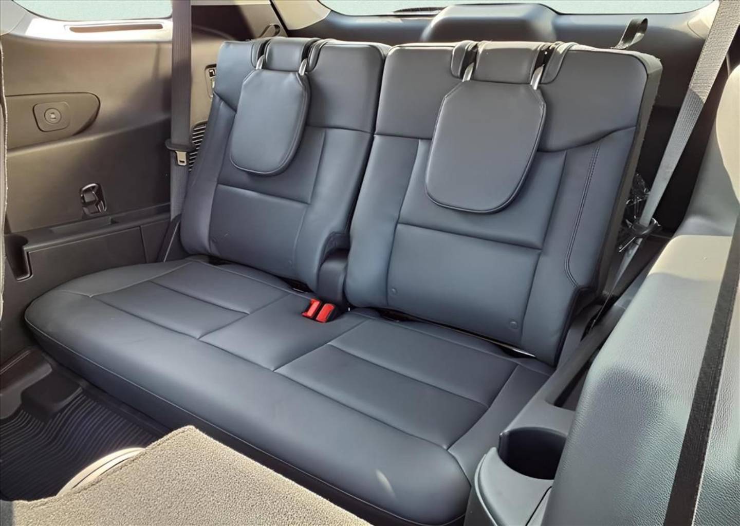 2026 Ford Explorer Active - Photo 27