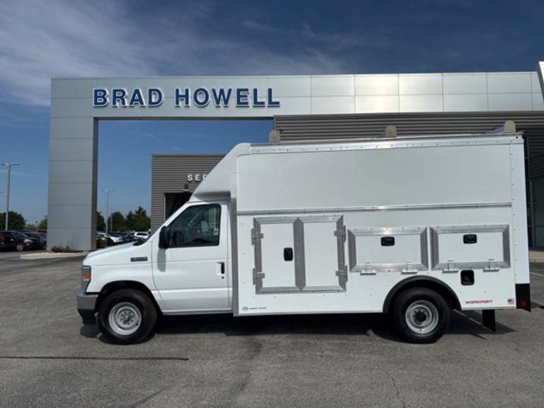 2026 Ford Econoline Base