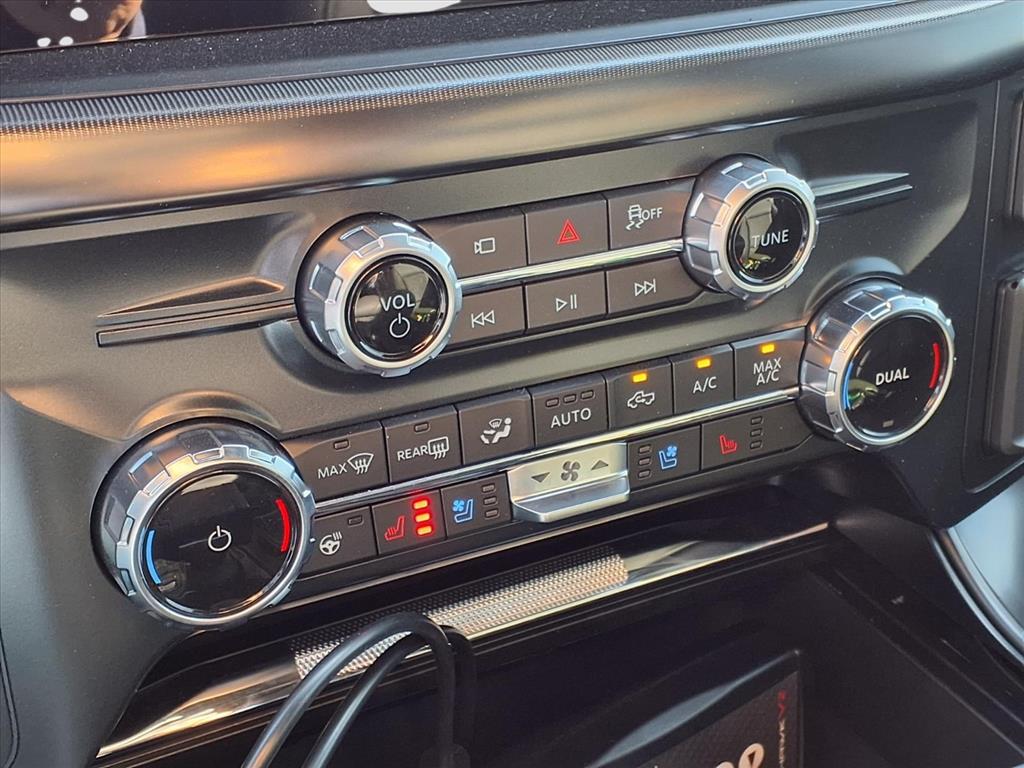 2025 Ford F-150 Lariat - Photo 14