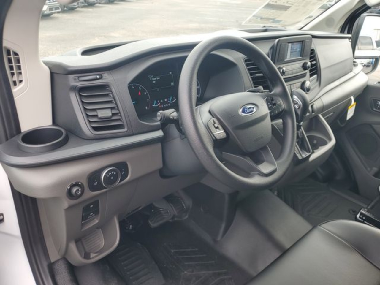 2025 Ford Transit Van Base - Photo 10
