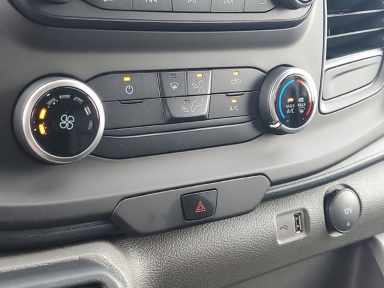 2025 Ford Transit Van Base - Photo 15