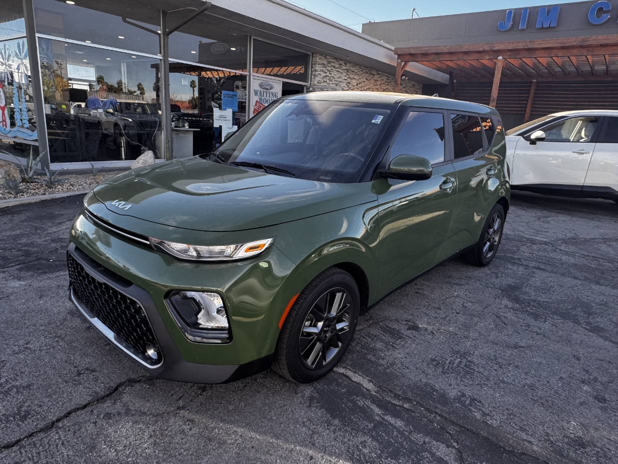 Used 2022 Kia Soul EX with VIN KNDJ33AU9N7170001 for sale in Ridgecrest, CA