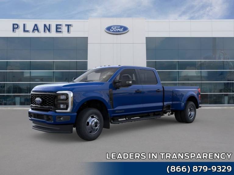 2026 Ford Super Duty F-350 DRW XL 4WD Crew Cab 8' Box