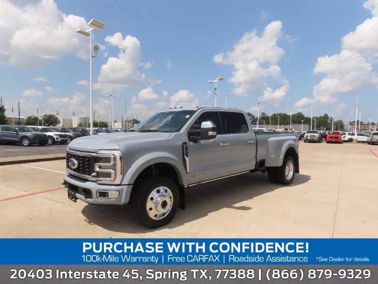 2026 Ford Super Duty F-450 DRW Platinum 4WD Crew Cab 8' Box