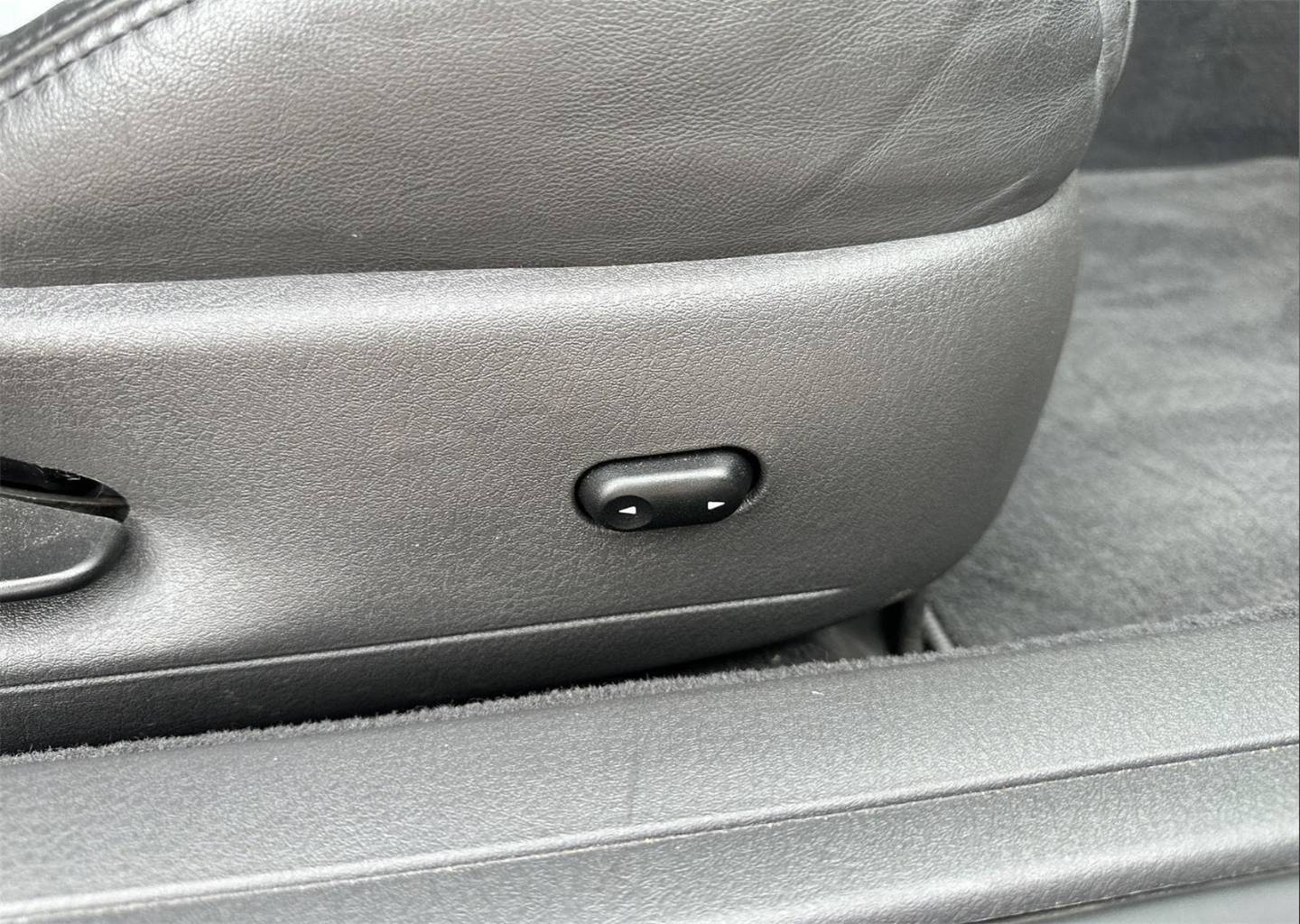 2002 Ford Thunderbird Deluxe - Photo 16