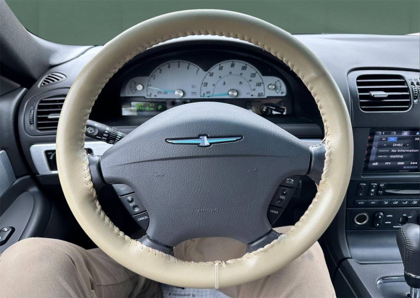2002 Ford Thunderbird Deluxe - Photo 24