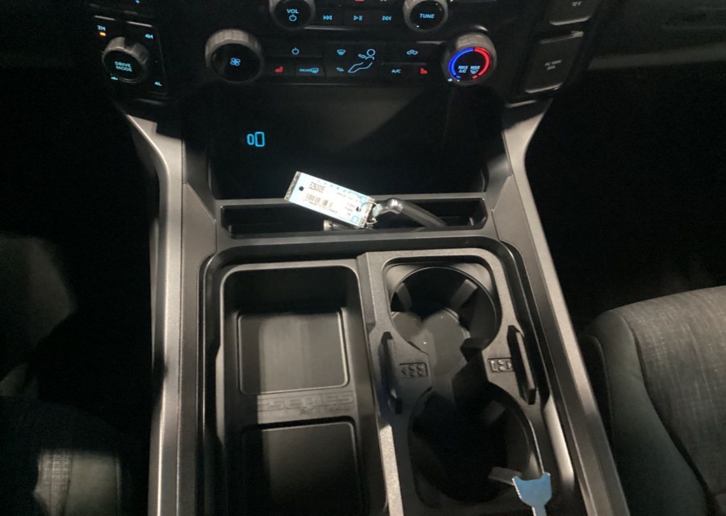 2026 Ford F-250 Super Duty XLT - Photo 18