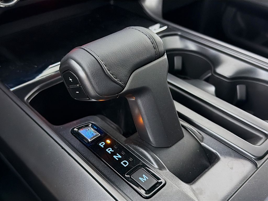 2025 Ford F-150 Lariat - Photo 19