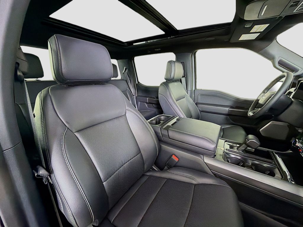 2025 Ford F-150 Lariat - Photo 29